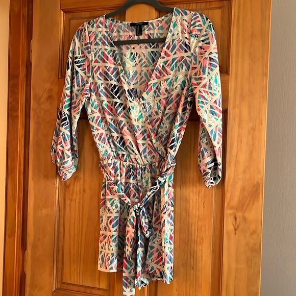 Printed Romper NEW - Picture 1 of 3